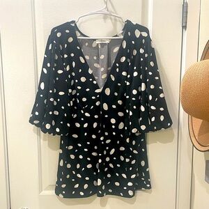 NEW…Beacon Apparel Polka Dot V-Neck Blouse